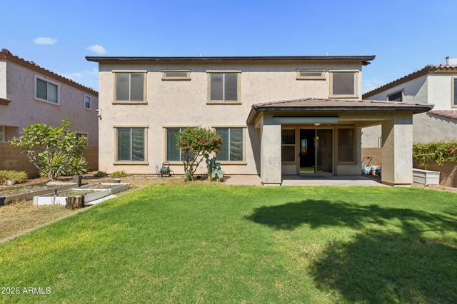 15655 W MONTECITO Avenue, Goodyear, AZ 85395