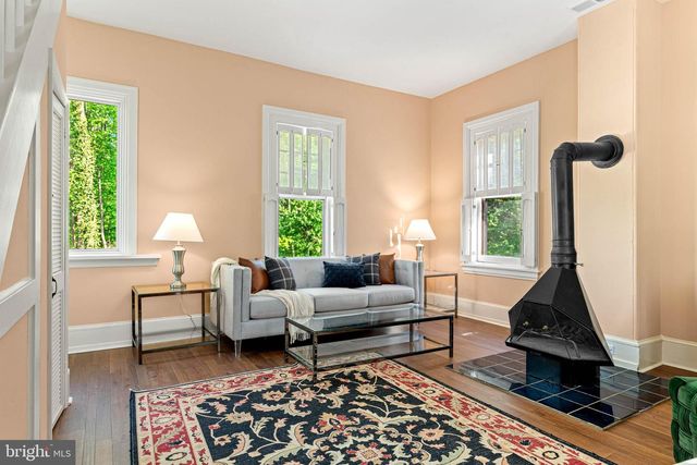 1301 WOODMONT RD, Gladwyne, PA 19035