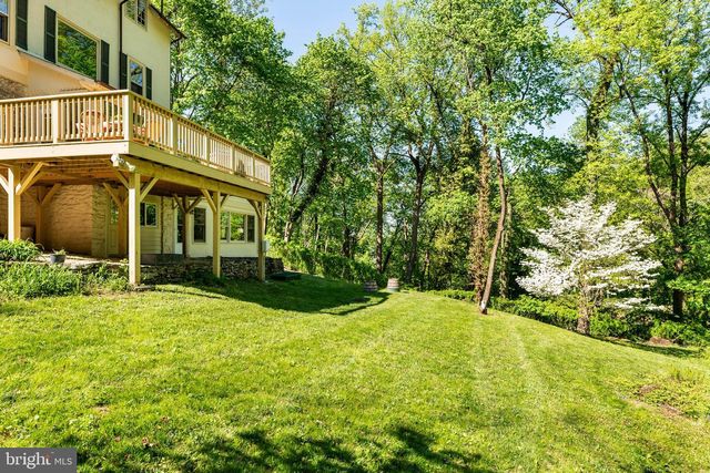 1301 WOODMONT RD, Gladwyne, PA 19035