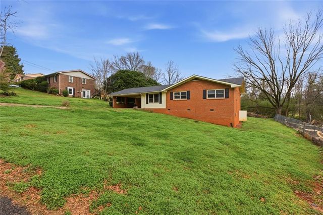 4075 Craig Place, Gainesville, GA 30507