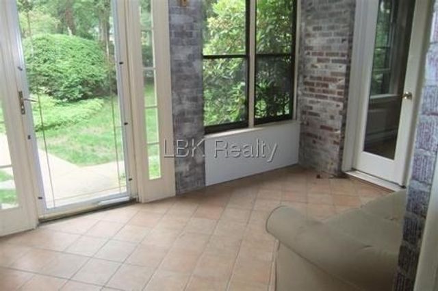 68 Walnut Hill, Newton, MA 02459