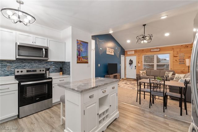 3462 Dollar Drive, Coventry, OH 44319