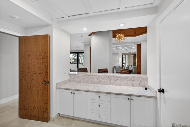 3322 Casseekey Island Road 1304, Jupiter, FL 33477