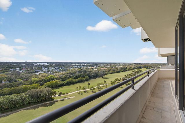 3322 Casseekey Island Road 1304, Jupiter, FL 33477