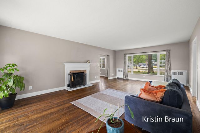 4078 Highgate Road, Norton Shores City, MI 49441