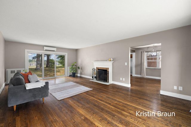 4078 Highgate Road, Norton Shores City, MI 49441