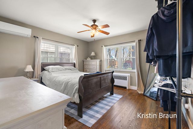 4078 Highgate Road, Norton Shores City, MI 49441