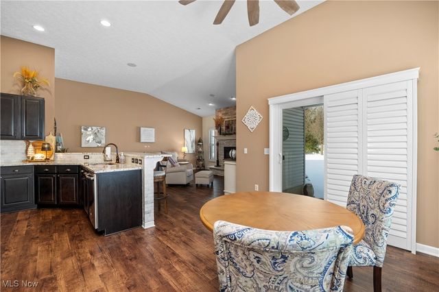 9130 Devonshire Drive, Olmsted Falls, OH 44138