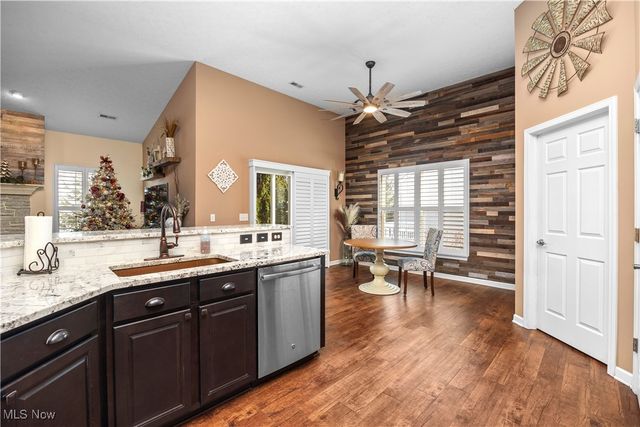 9130 Devonshire Drive, Olmsted Falls, OH 44138