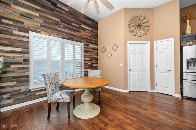 9130 Devonshire Drive, Olmsted Falls, OH 44138