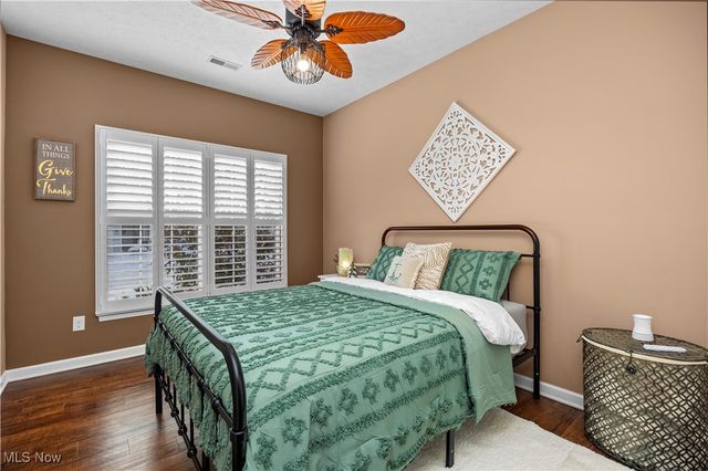 9130 Devonshire Drive, Olmsted Falls, OH 44138