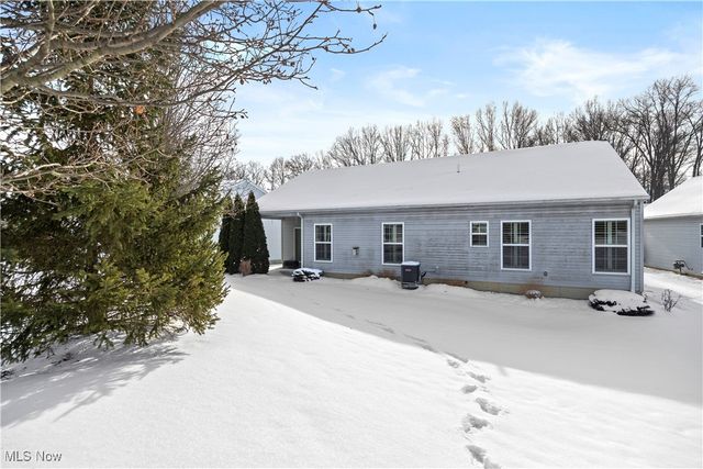 9130 Devonshire Drive, Olmsted Falls, OH 44138