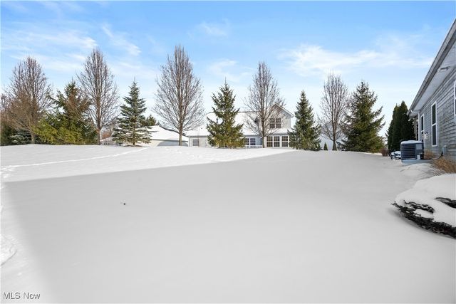 9130 Devonshire Drive, Olmsted Falls, OH 44138