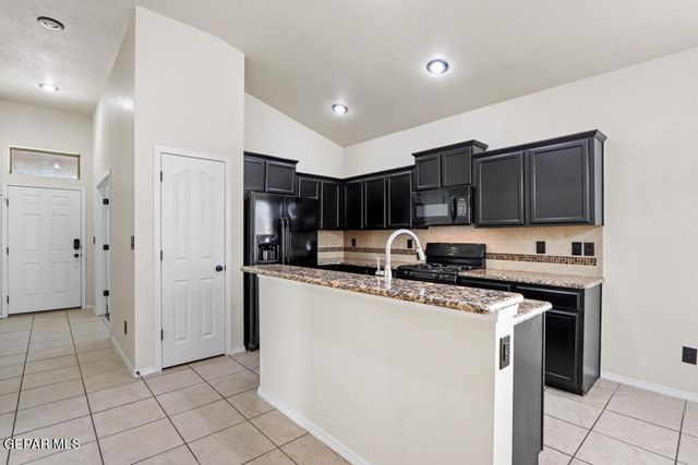 14685 HOLSTEINER Court, El Paso, TX 79938