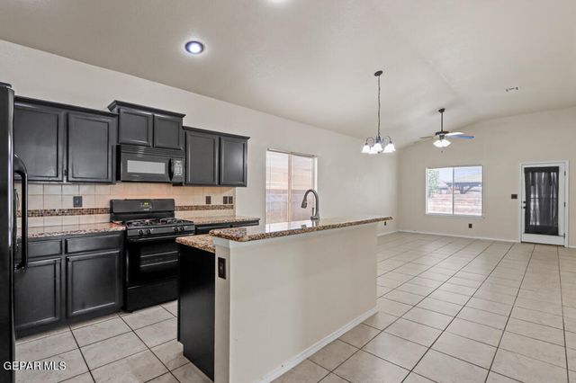 14685 HOLSTEINER Court, El Paso, TX 79938