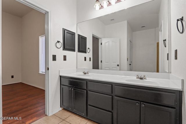 14685 HOLSTEINER Court, El Paso, TX 79938