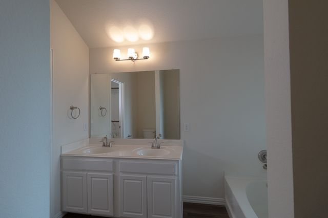 13200 Ragged Spur Court, Fort Worth, TX 76052