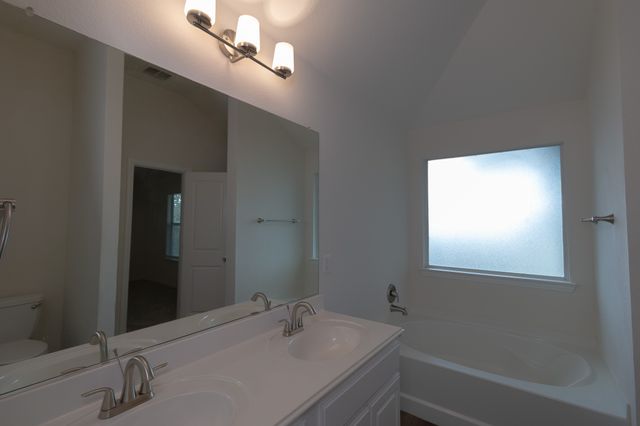 13200 Ragged Spur Court, Fort Worth, TX 76052