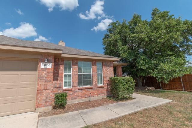 13200 Ragged Spur Court, Fort Worth, TX 76052