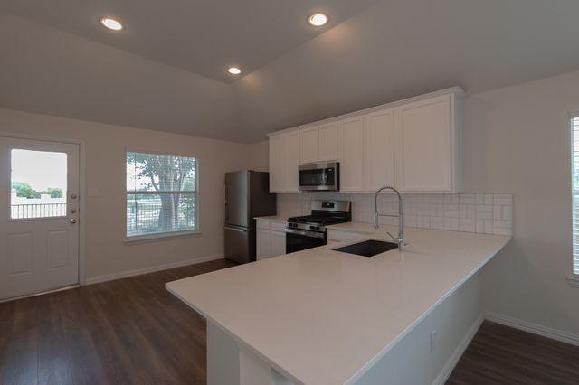 13200 Ragged Spur Court, Fort Worth, TX 76052