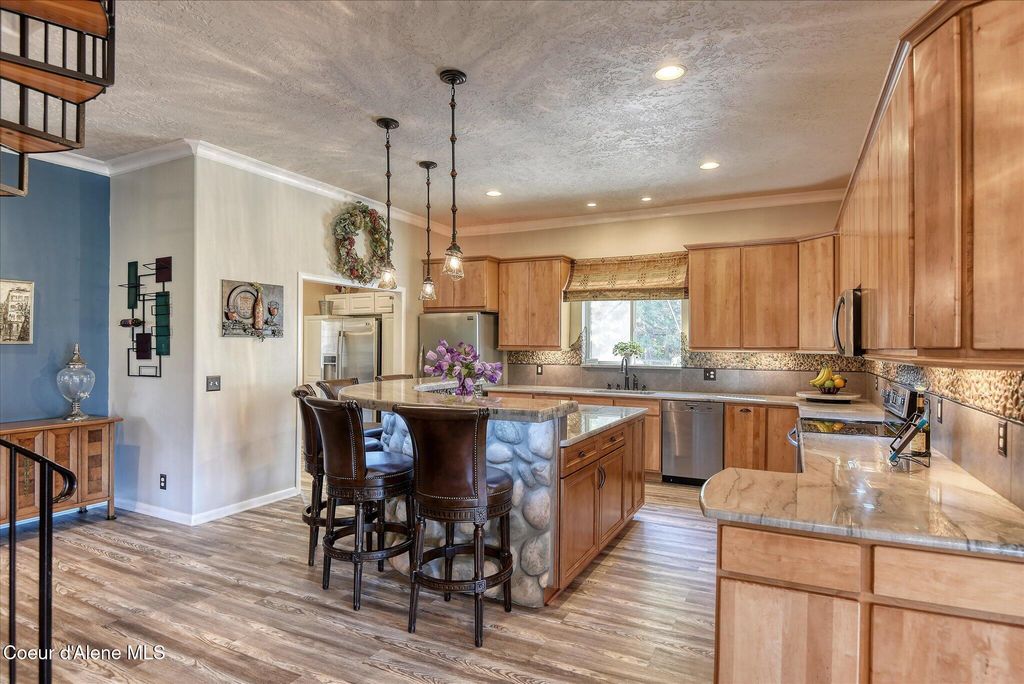 177 Rocky Ridge Rd, Cocolalla, ID 83813 photo 3