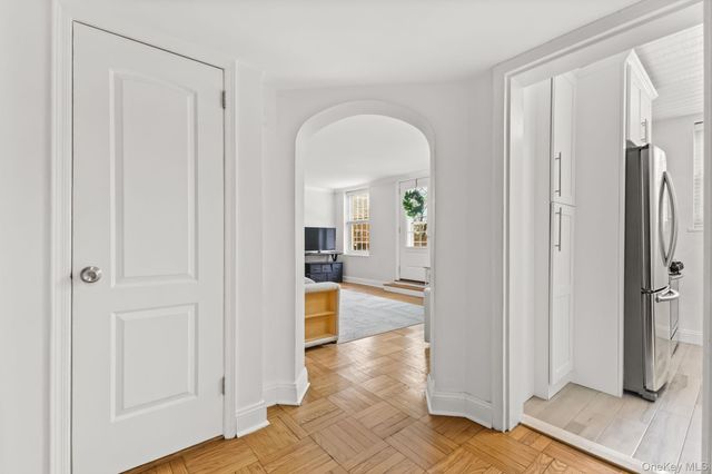 1350 Midland Avenue 1O, Bronxville, NY 10708