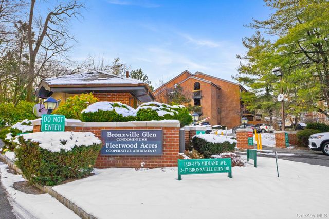 1350 Midland Avenue 1O, Bronxville, NY 10708