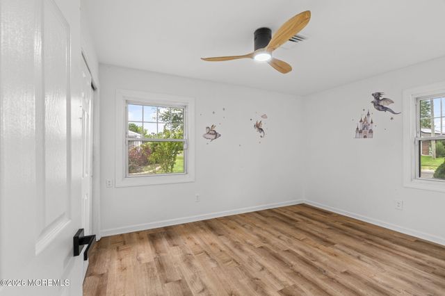 1 Madestone Lane, Willingboro, NJ 08046