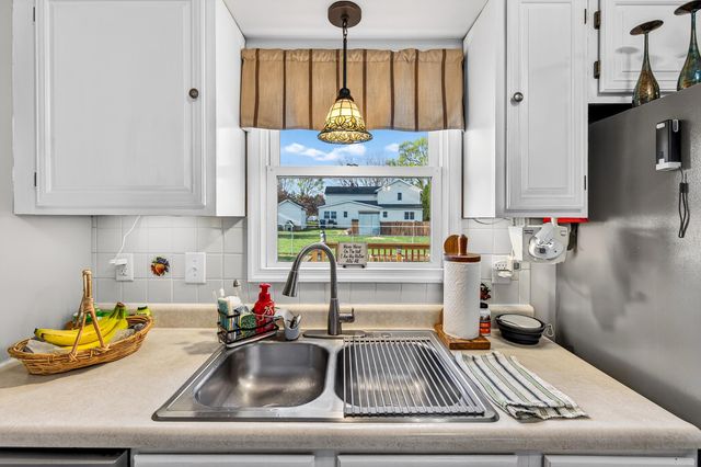 605 16TH ST, Grottoes, VA 24441