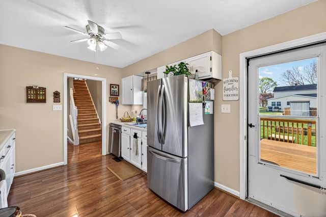 605 16TH ST, Grottoes, VA 24441