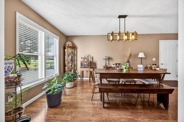 605 16TH ST, Grottoes, VA 24441