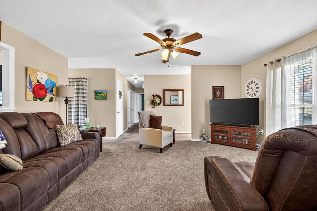 605 16TH ST, Grottoes, VA 24441