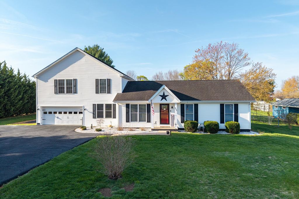 605 16TH ST, Grottoes, VA 24441