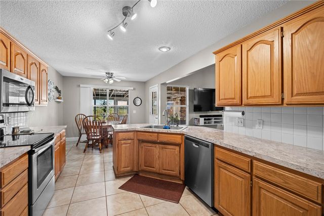 397 Thompson Street, Centerton, AR 72719