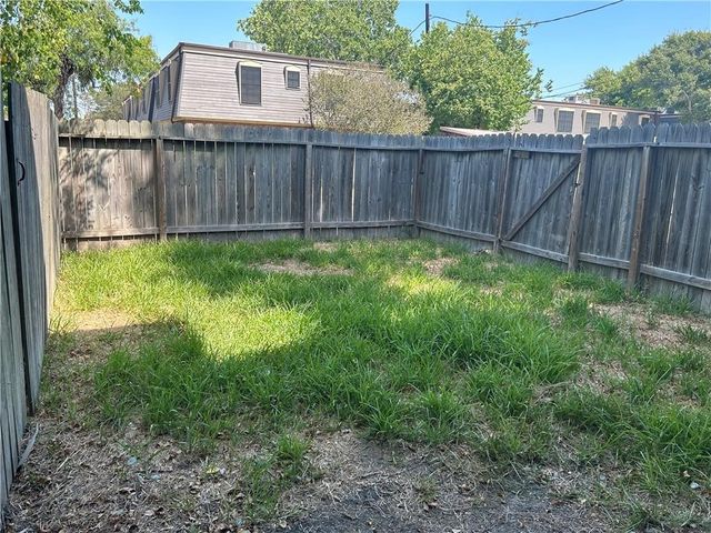 3120 Santa Fe St 2, Corpus Christi, TX 78404