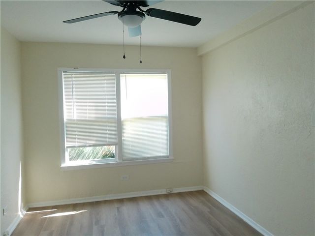 3120 Santa Fe St 2, Corpus Christi, TX 78404