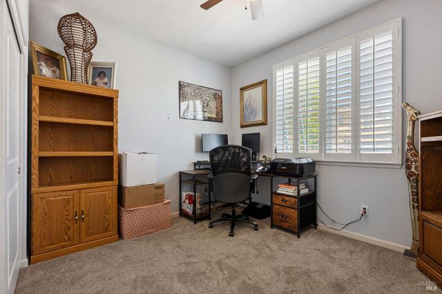 448 Potters Ln, Vacaville, CA 95687