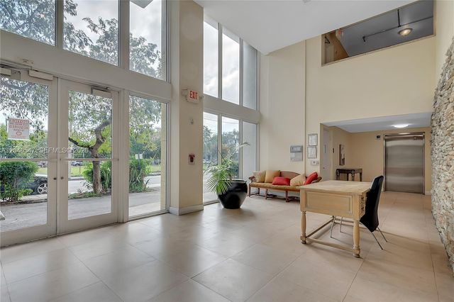 1350 NW 8th Ct B1-5, Miami, FL 33136