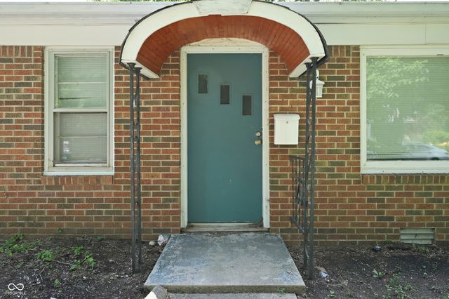 740 1st Avenue NE, Carmel, IN 46032