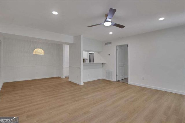 122 Tuxworth Circle, Decatur, GA 30033