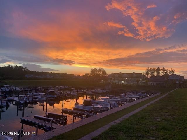 163 Voyager Way, Hampstead, NC 28443