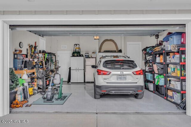 163 Voyager Way, Hampstead, NC 28443