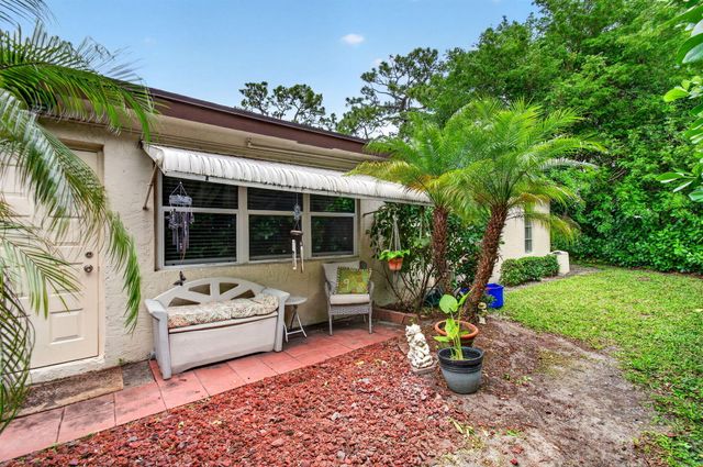 5050 Nesting Way B, Delray Beach, FL 33484