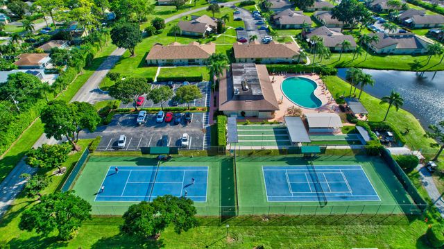 5050 Nesting Way B, Delray Beach, FL 33484