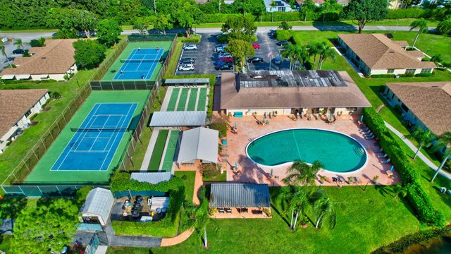 5050 Nesting Way B, Delray Beach, FL 33484