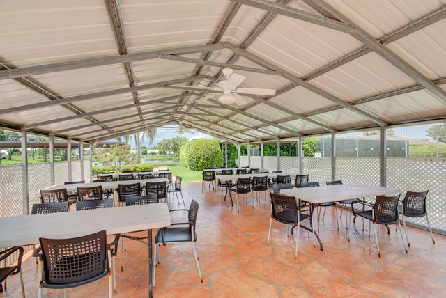 5050 Nesting Way B, Delray Beach, FL 33484