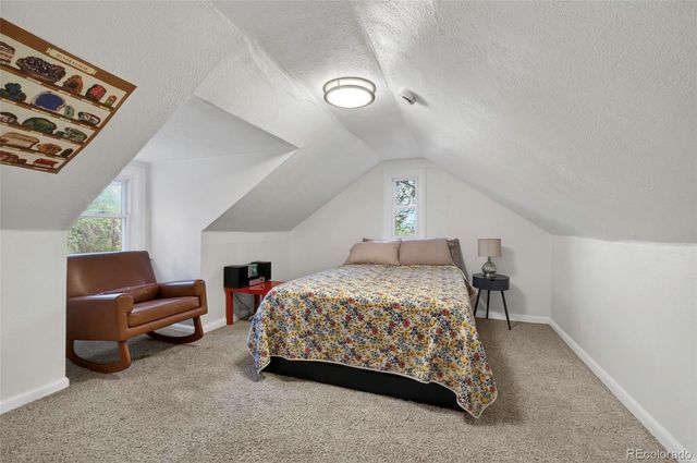1050 Pikeview Street, Lakewood, CO 80215