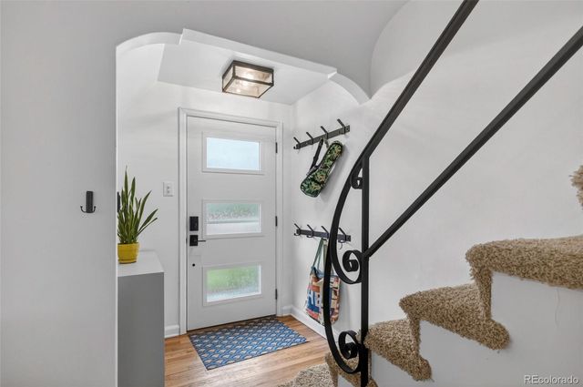 1050 Pikeview Street, Lakewood, CO 80215