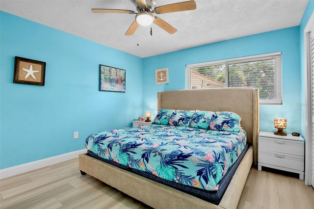 159 VISTA HERMOSA CIRCLE 27B, Sarasota, FL 34242