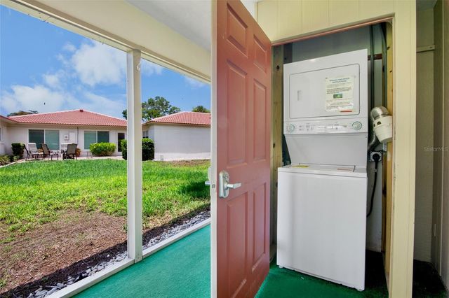 159 VISTA HERMOSA CIRCLE 27B, Sarasota, FL 34242